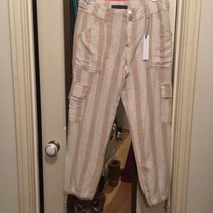 Casual cropped pants